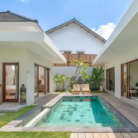 The Lange Estate Villa