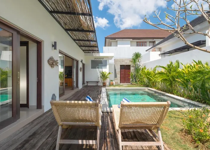 The Lange Estate Villa Seminyak