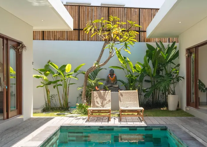 The Lange Estate Villa Seminyak